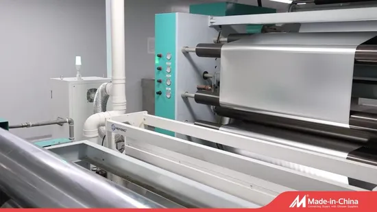 Carta adesiva autoadesiva in materiale resistente per etichette senza legno